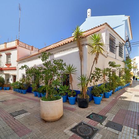 Oasis Jacuzzi Retreat Apartment Marbella Exterior photo