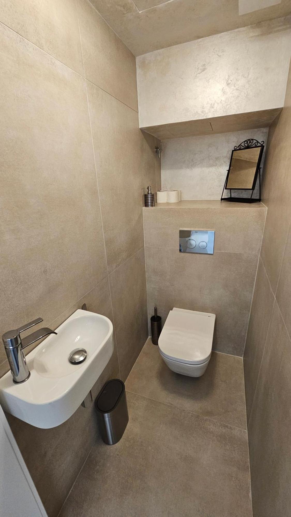 Oasis Jacuzzi Retreat Apartment Marbella Exterior photo